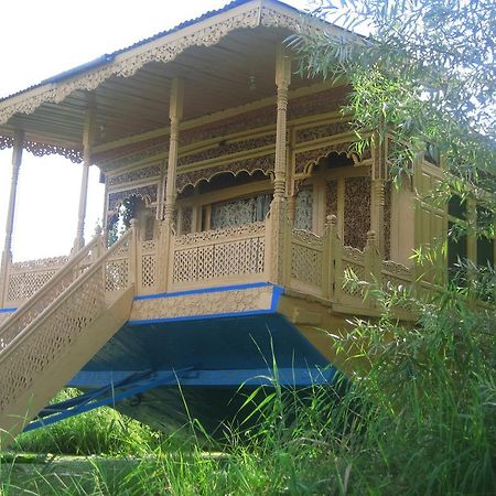 Akbar Group Of Heritage Houseboats Nagin Bagh Экстерьер фото