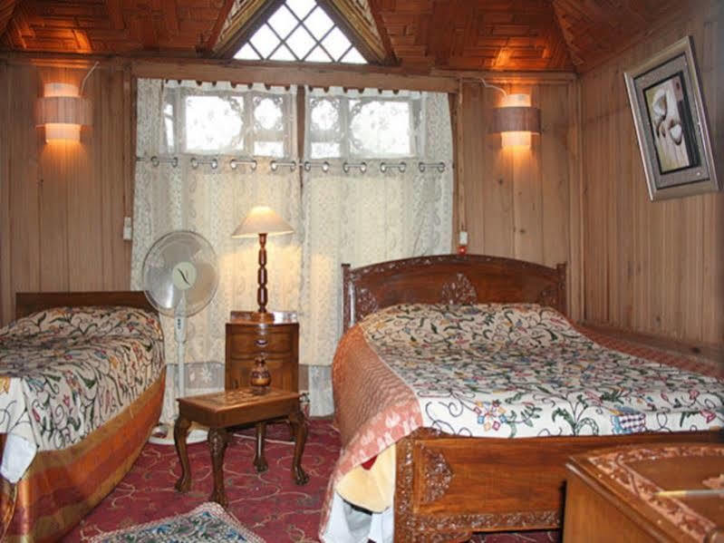 Akbar Group Of Heritage Houseboats Nagin Bagh Экстерьер фото