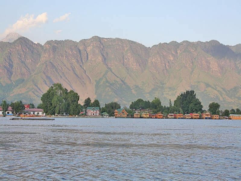 Akbar Group Of Heritage Houseboats Nagin Bagh Экстерьер фото